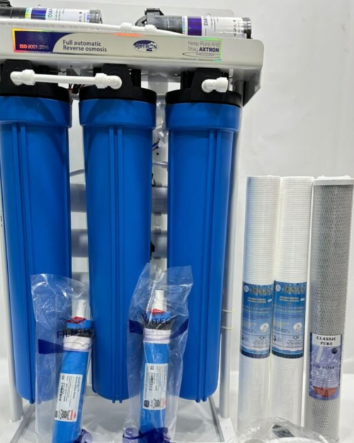 Domestic Reverse Osmosis Machine Sale in Kenya The Domestic Reverse Osmosis Machine 80LPH – 100LPH design meets the growing demand for clean and safe drinking water in households, offices, schools, hospitals, and other small institutions. Built with advanced multi-stage purification technology, this RO system ensures every drop of water is free from dirt, chlorine, bacteria, heavy metals, and other harmful chemicals. With a production capacity of 80–100 liters per hour, this system is ideal for medium to large households or small-scale establishments that need a constant supply of purified drinking water. Unlike basic filters, the reverse osmosis technology provides a superior purification process that improves both the taste and quality of water.